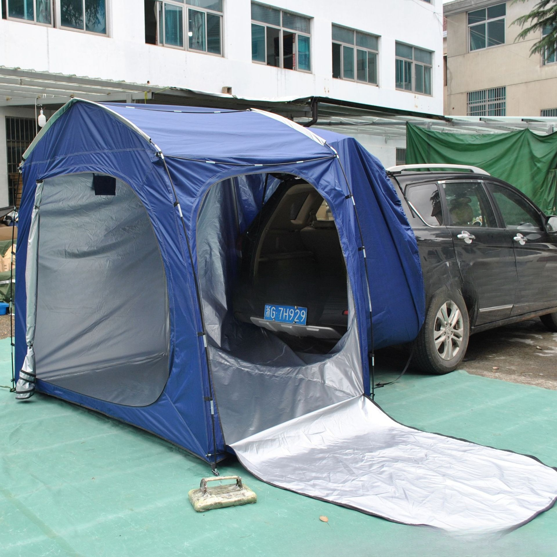 Easy to store full-model rear  - Emergency Mylar Tent 评论和价格